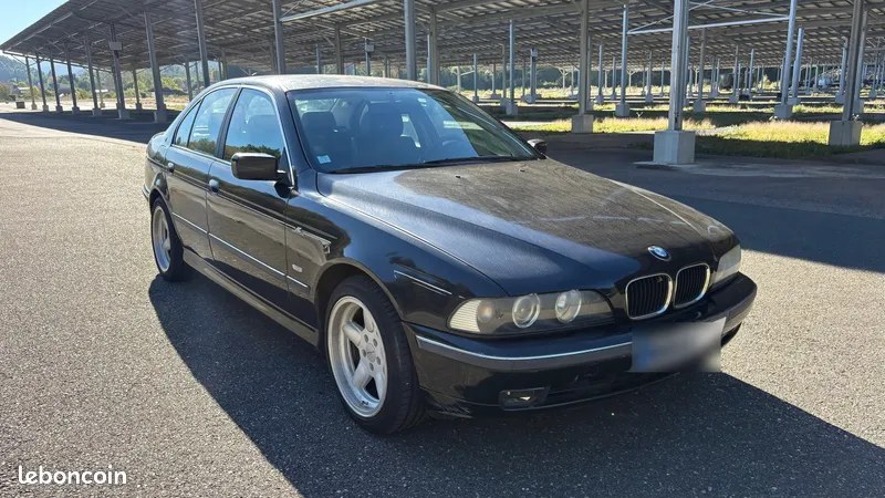 BMW Série 5 E39 523i 2.5L 170ch – 1999 – Très Bon État